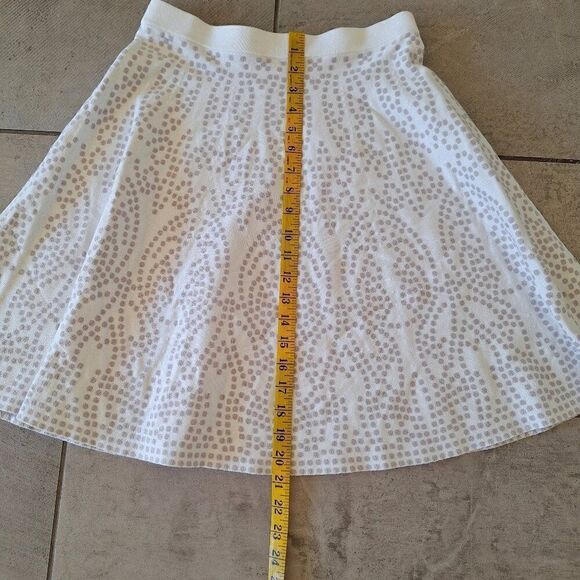 Saks Fifth Avenue Cream White Textured Knit Flared  Size M - Picture 5 of 6